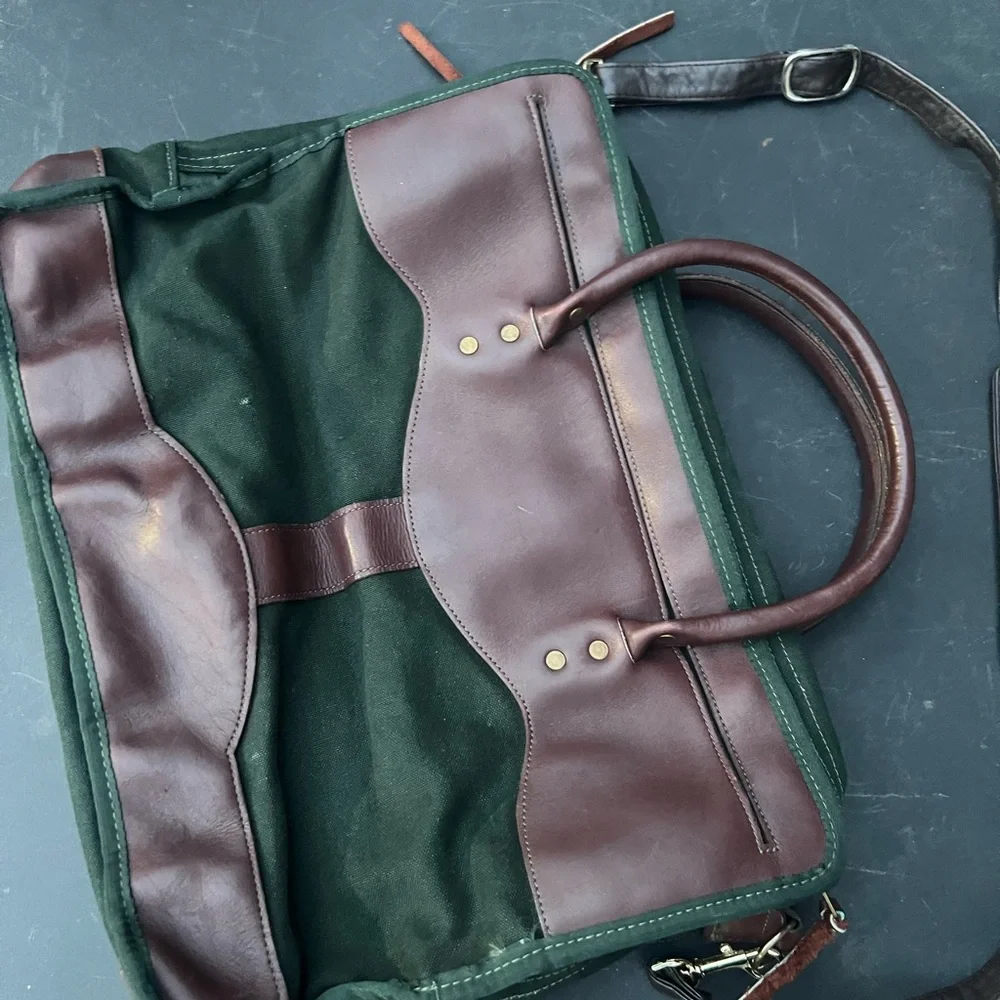 Orvis Men's Green and Brown Leather-Trim Canvas Travel Bag